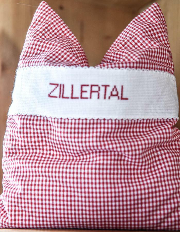 Ferienhaus Schneiderhaeusl Zillertal Stummerberg Luaran gambar